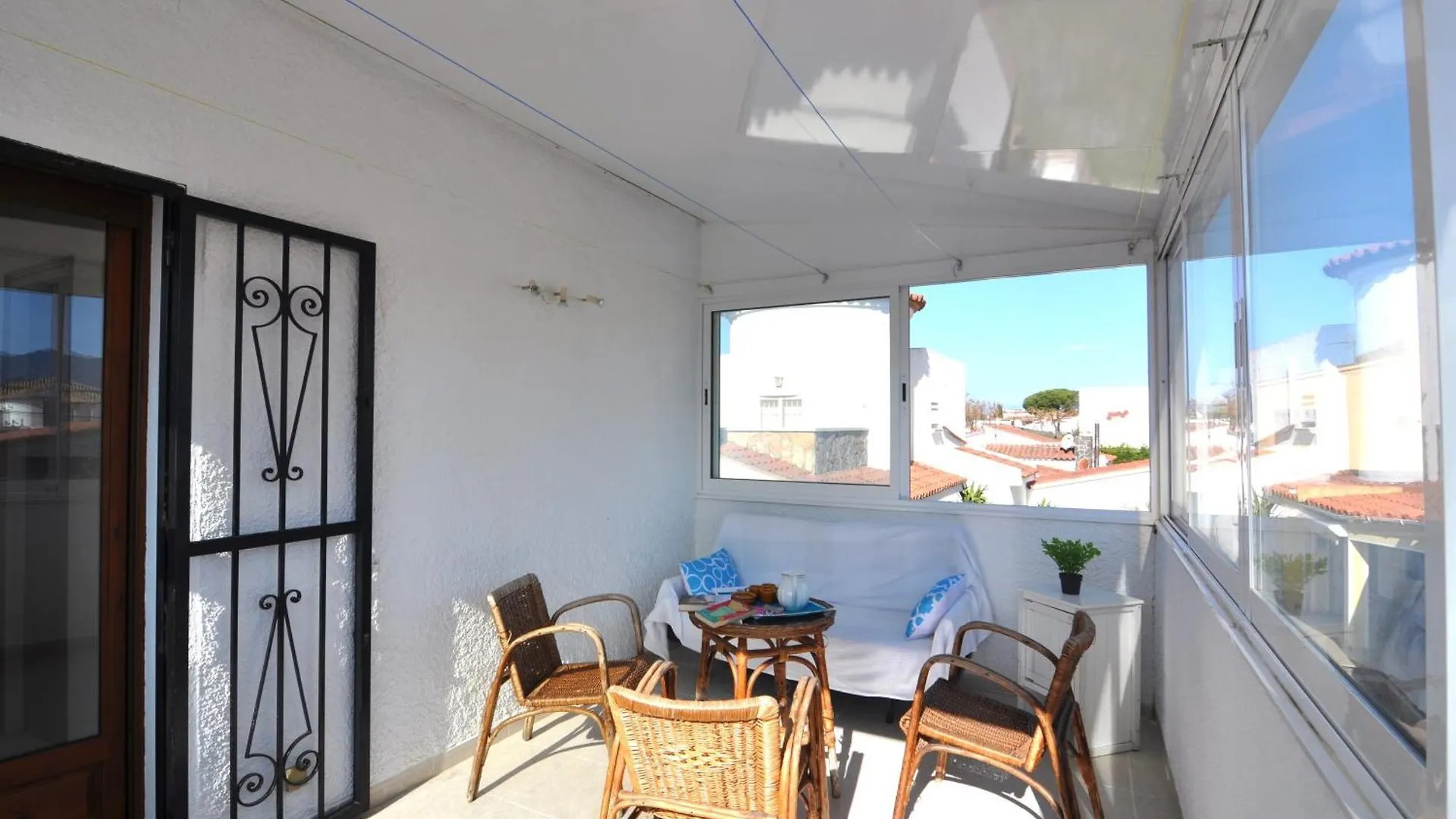 Rnet - Requesens Empuriabrava Villa Spain