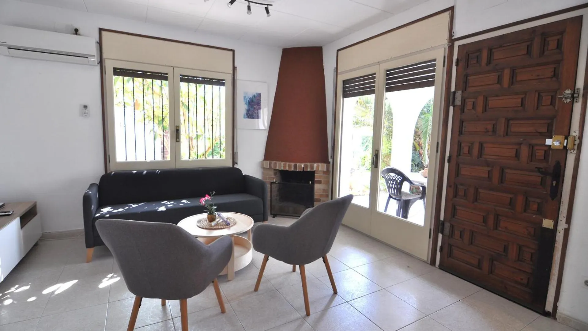 Rnet - Requesens Empuriabrava Villa Spain